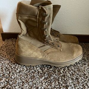 Men's Tan Tactical Boots